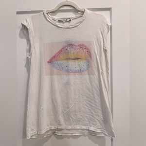 Pam & Gela white graphic crew tank with rhinestones on lips